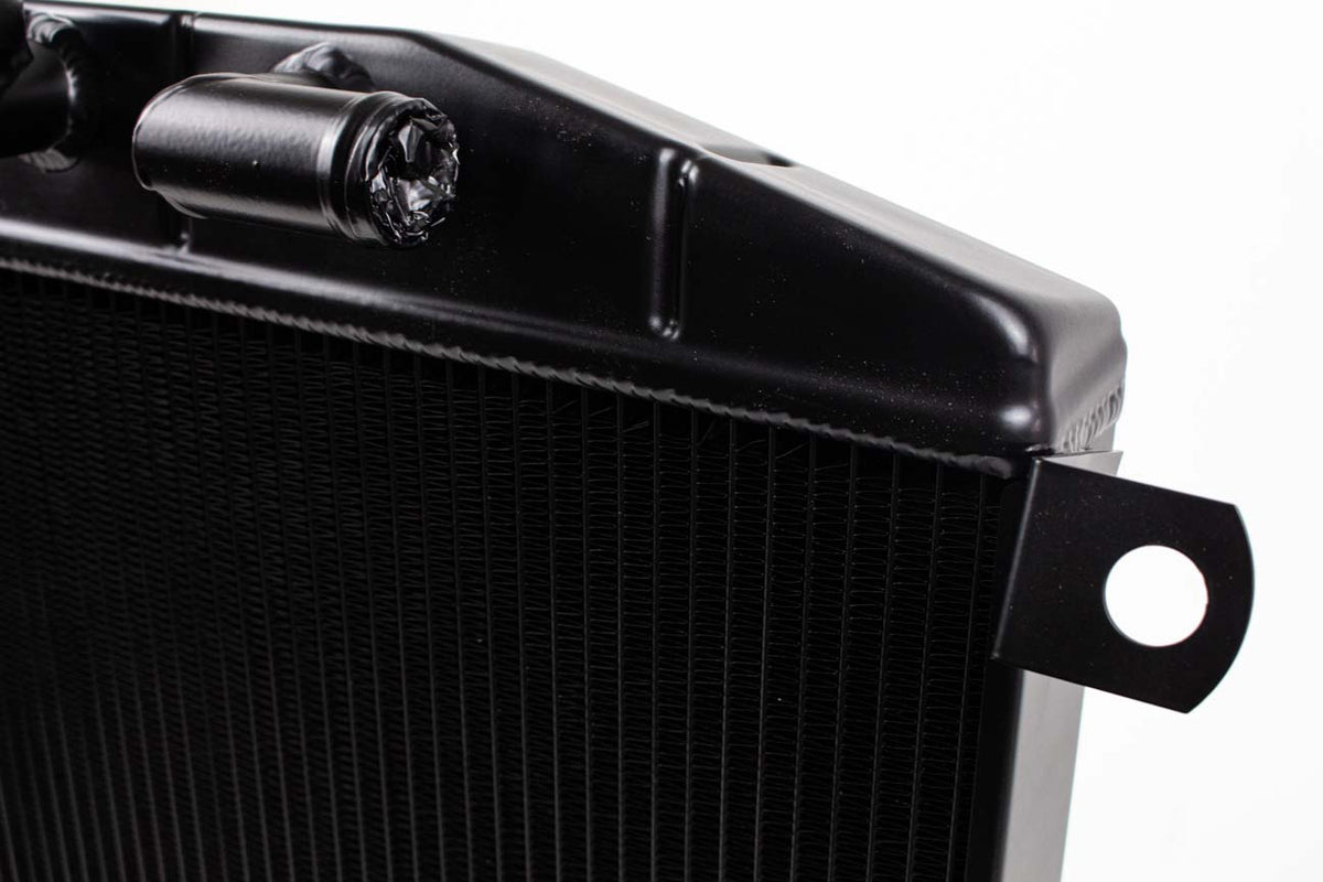 Hochleistungskühler Aluminium für Alfa Romeo Giulietta Spider Typ 101 / 750 – Schwarz