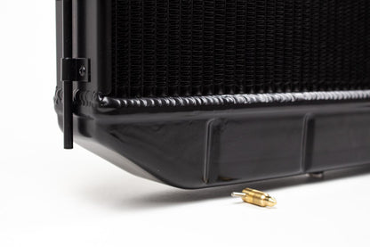 Hochleistungskühler Aluminium für Alfa Romeo Giulietta Spider Typ 101 / 750 – Schwarz