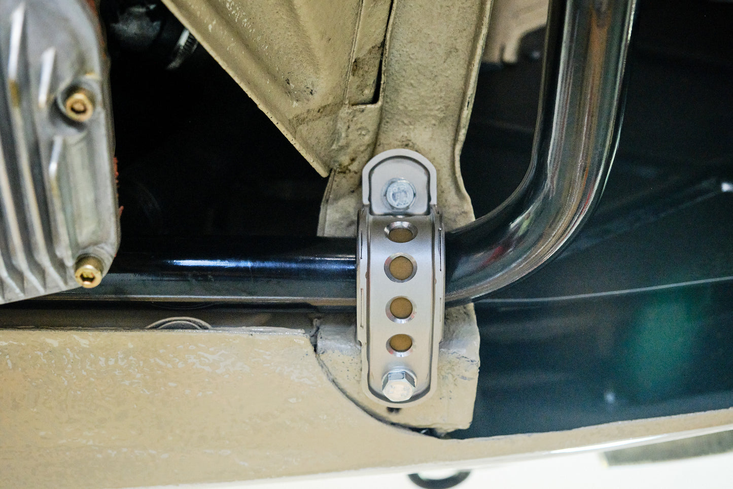 Halter Stabiaufnahme SATZ Edelstahl gelocht Alfa Romeo Typ 105/115