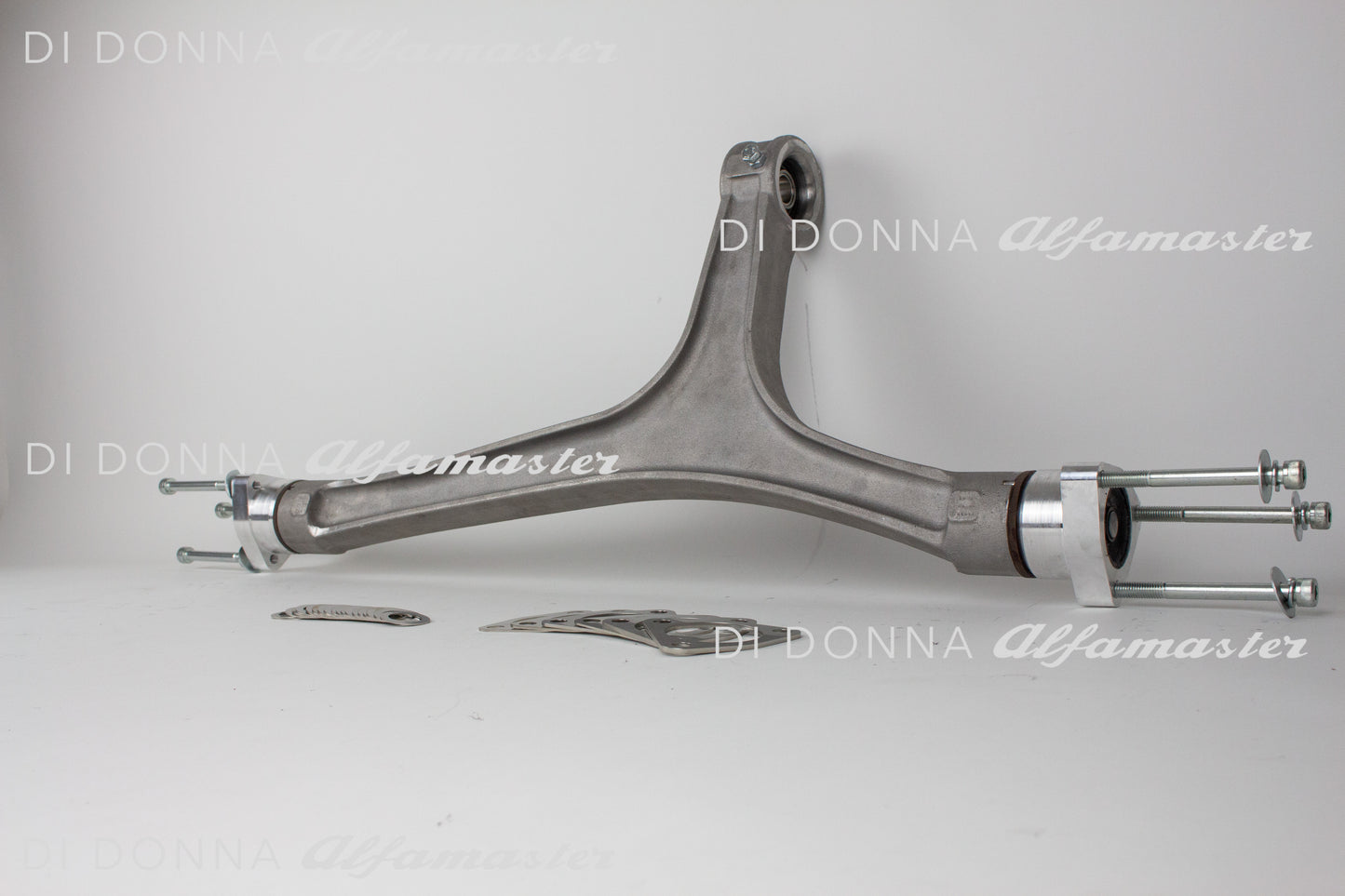 Reaktionsdreieck Aluminium Racing hochfest Uniball Alfa Romeo Typ 105/115